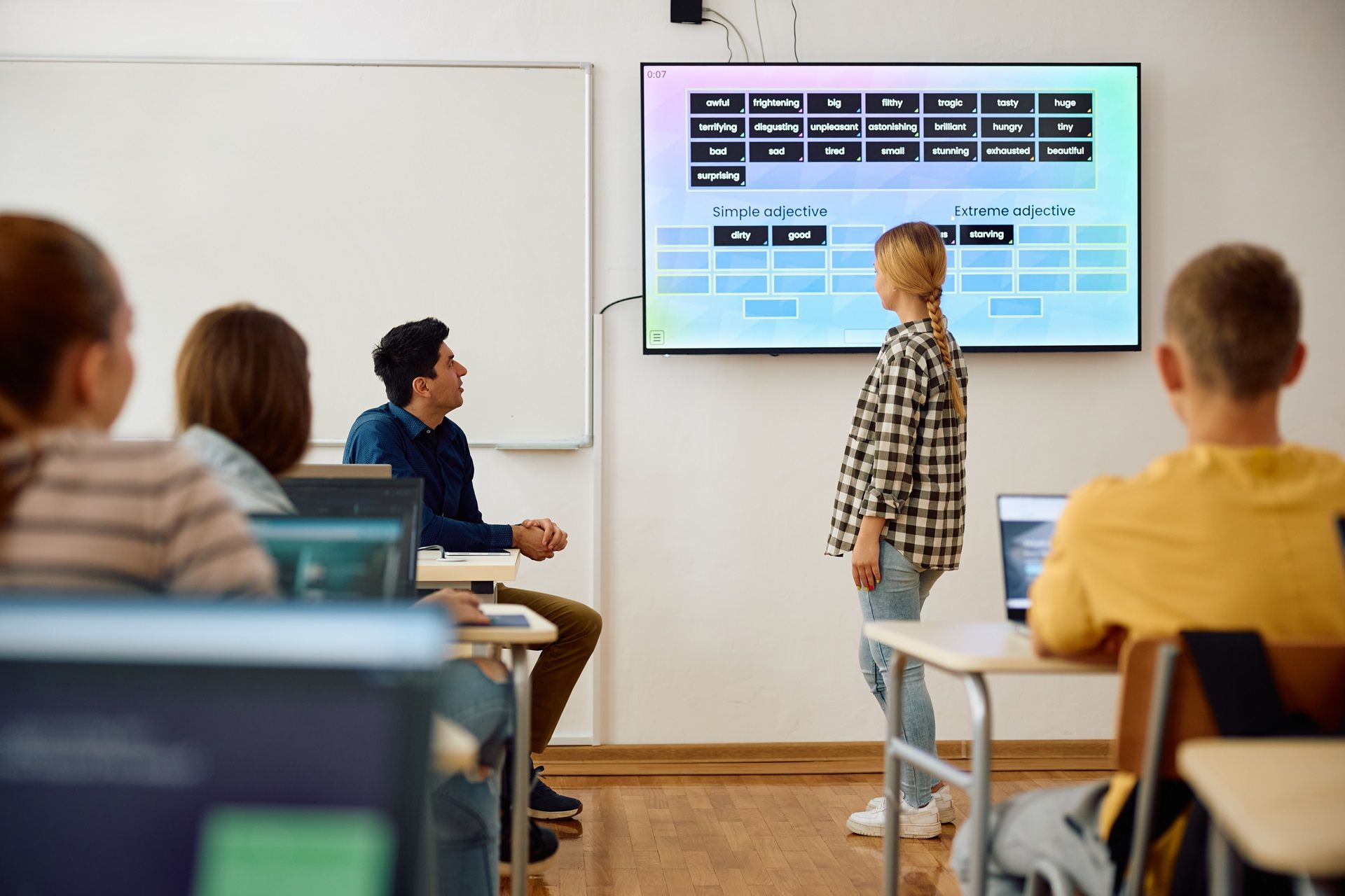Smartly Presented Revolutionize Presentations with Smart Present