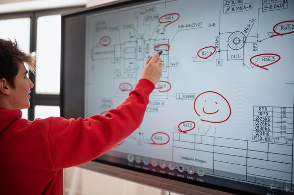 Smartboard on the Go: Take Learning Wherever It's Needed